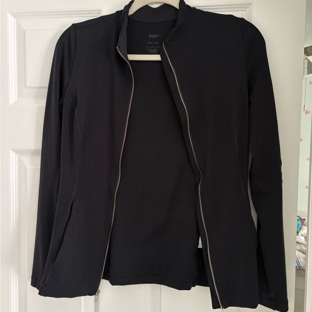Nike yoga long sleeve